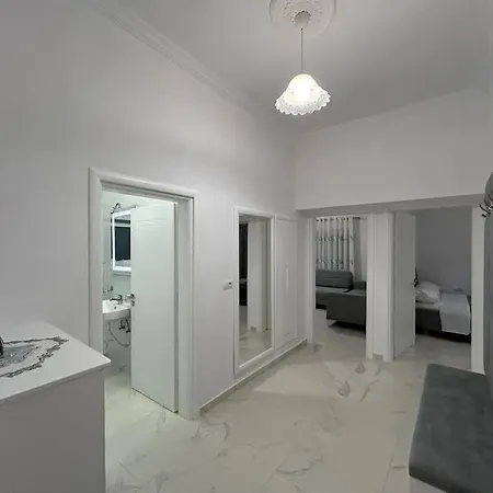 Todi's Apartment Sarande