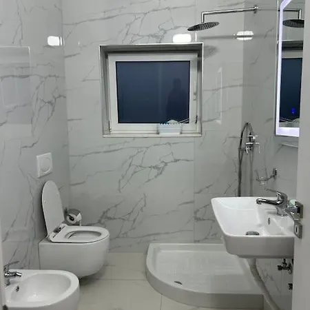 Apartment Todi's Sarande