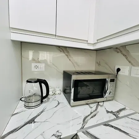 Todi's Apartment
