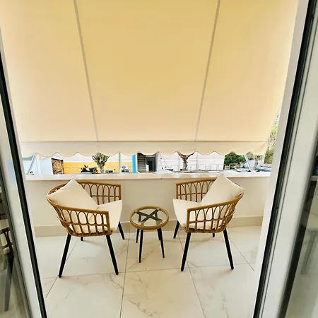 Todi's Apartment Sarande